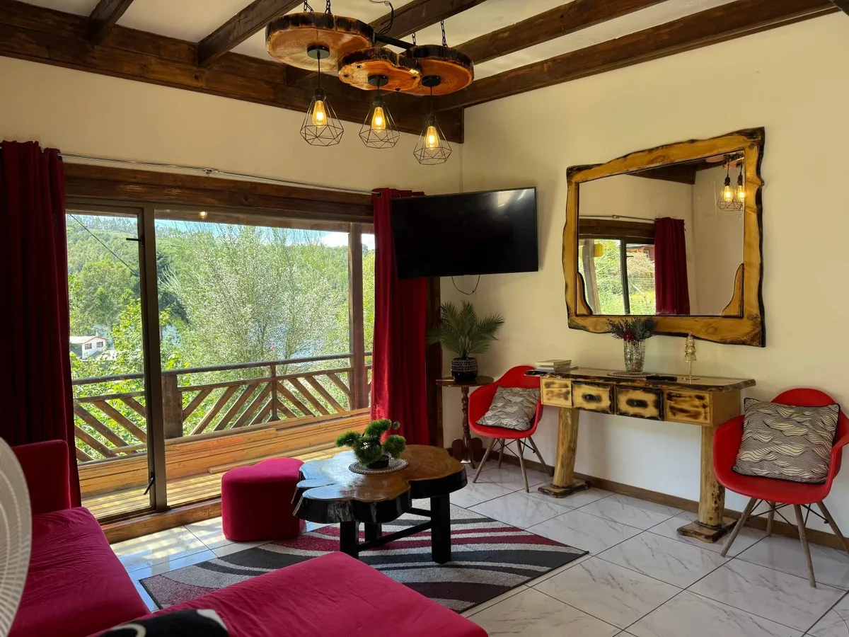 Cabaña nueva con vista al río N3 — foto interior