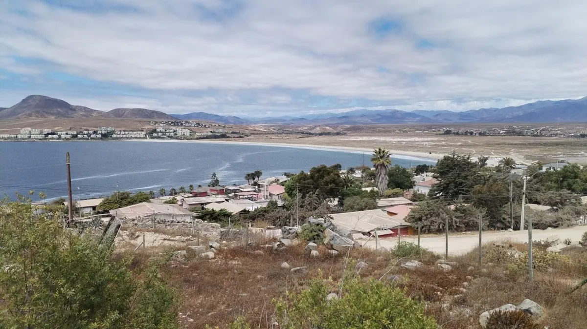 Arriendo casa Tongoy, Cercana a mirador y lugar tranquilo y excelente vista a playa socos en Guanaqueros - Cabaña para 4 personas
