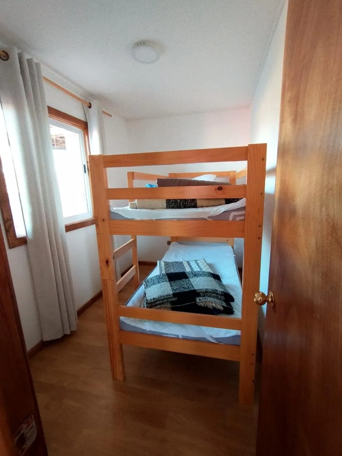 Cabañas Mongetum, Constitución - Foto 3