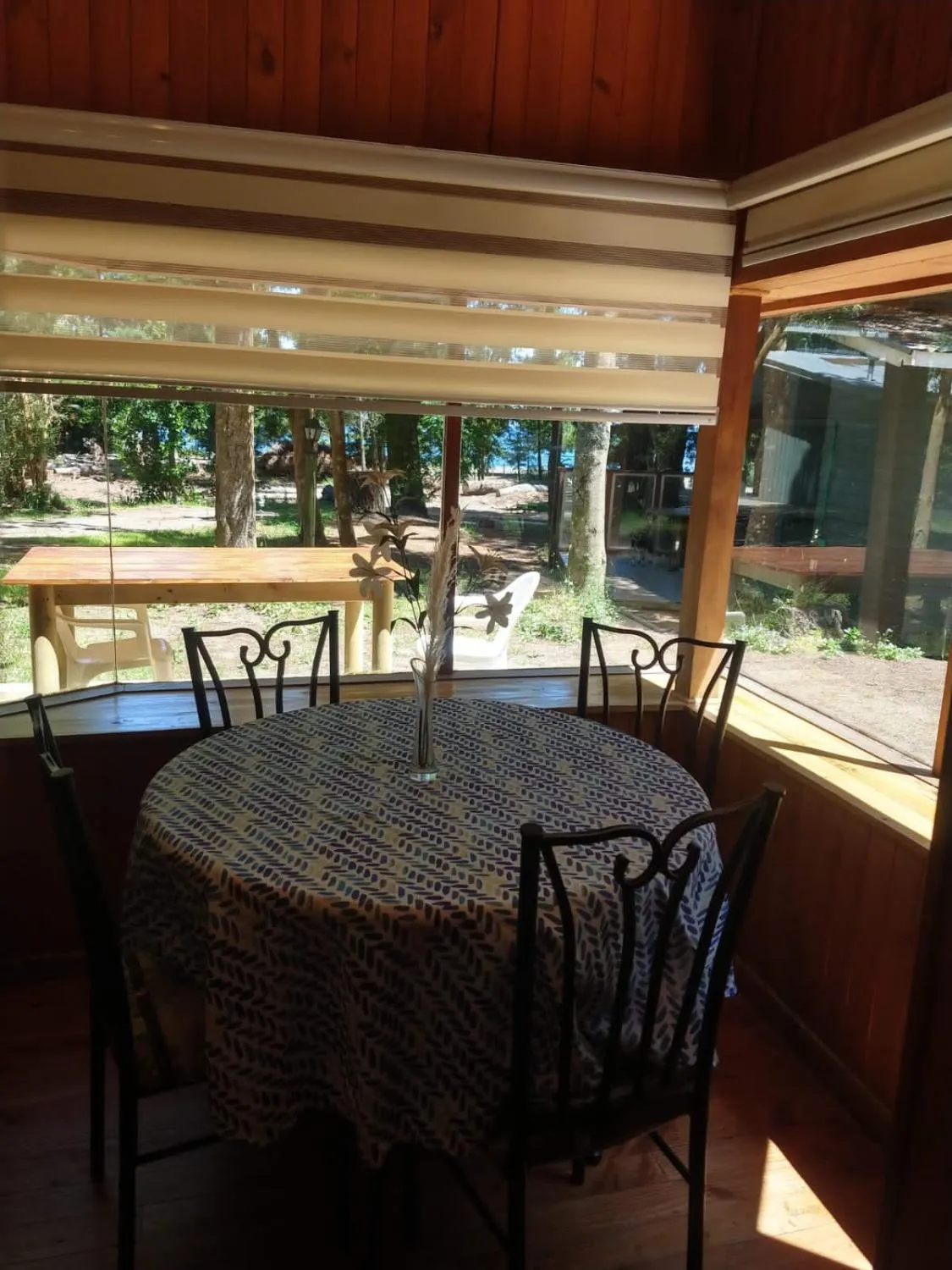 Cabañas Vista al Lago - Foto 2