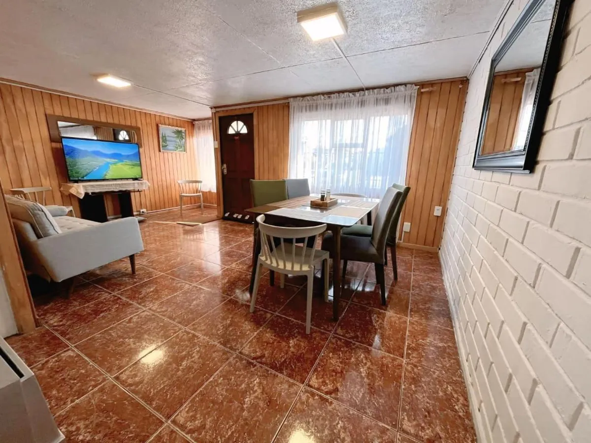 Casa Refugio Austral, hasta 6 personas, cerca Mall Pionero, Zona Franca y Centro en Punta Arenas - Cabaña para 6 personas