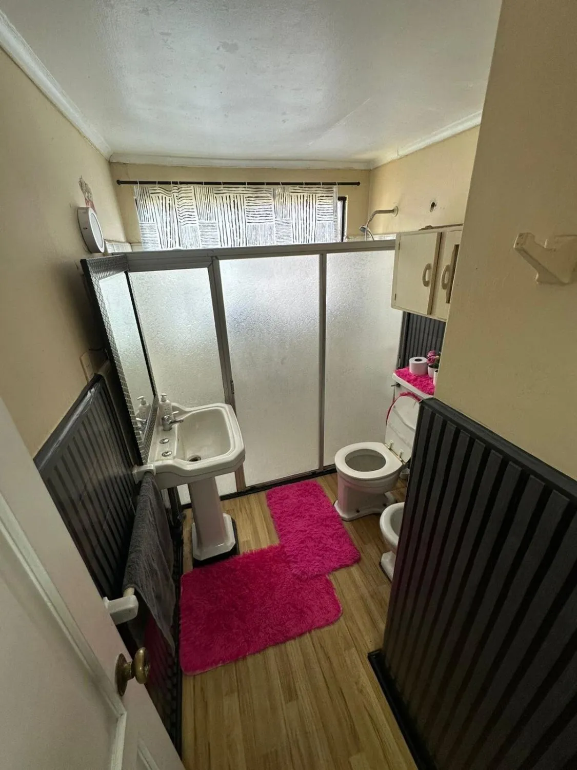 Casa sector céntrico 3D y 2B aire acondicionado parking y wifi incluido - Foto 2