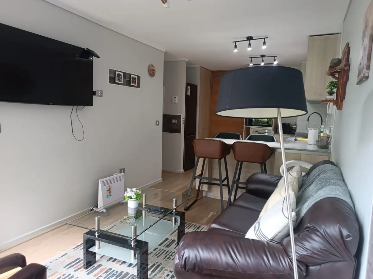 Departamento 57m2 Costanera Valdivia, Estacionamiento Privado - Foto 2