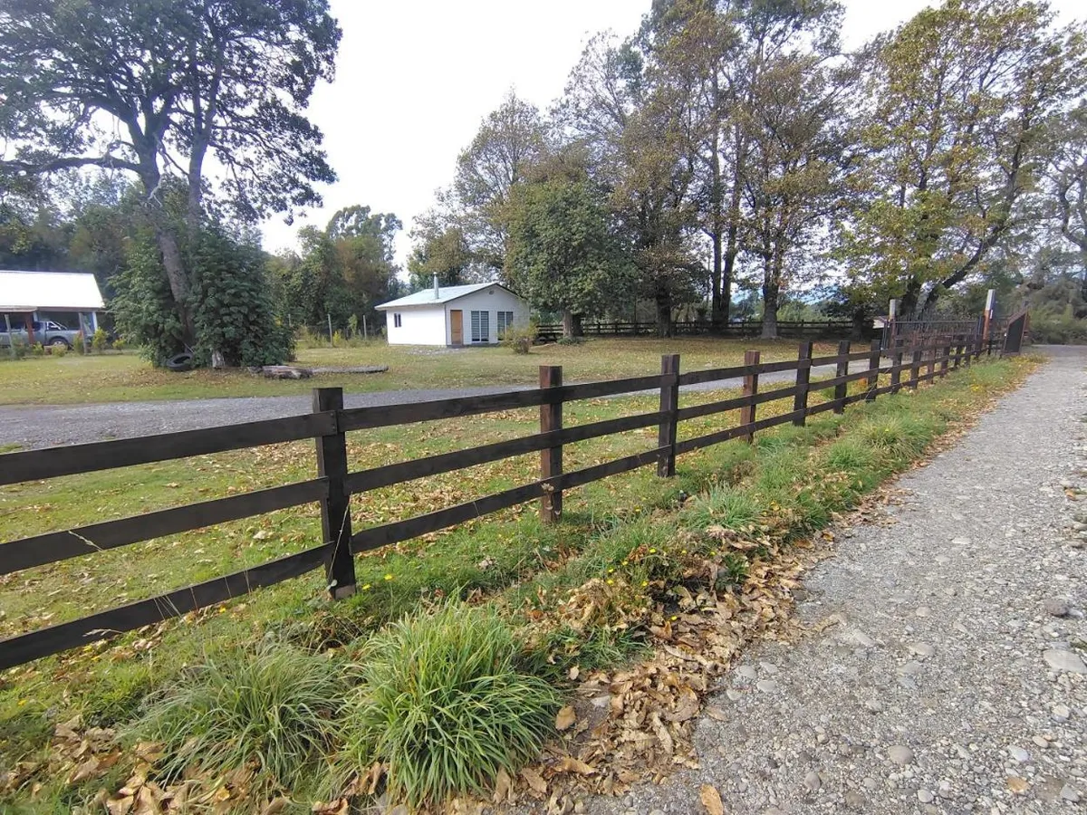 Hermosa cabaña en parcela a 500 metros del centro. en Temuco - Cabaña para 6 personas