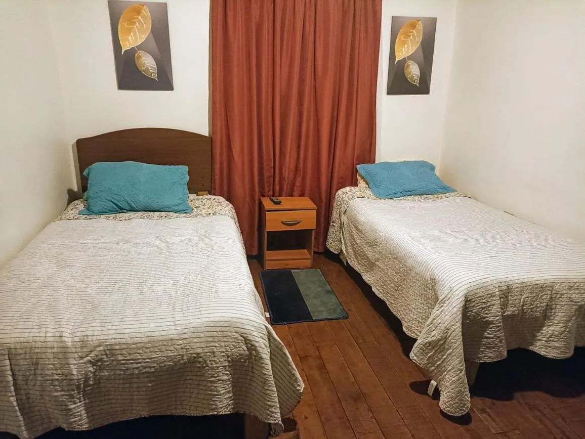 Hostal Familiar Santa María - Foto 2